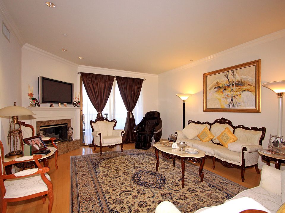 1st image of 11847 Gorham Ave APT 103