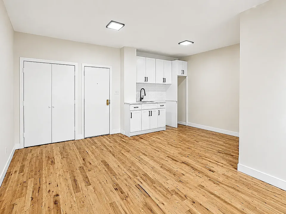 235 Lexington Ave #1-B