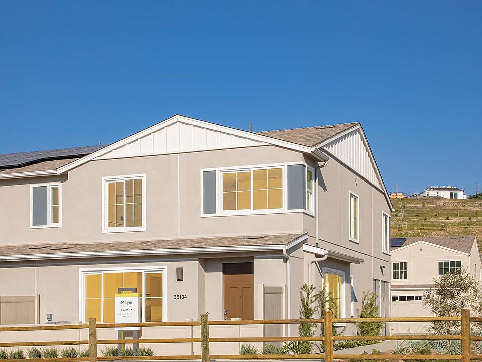 Plan 4 Model Front Exterior