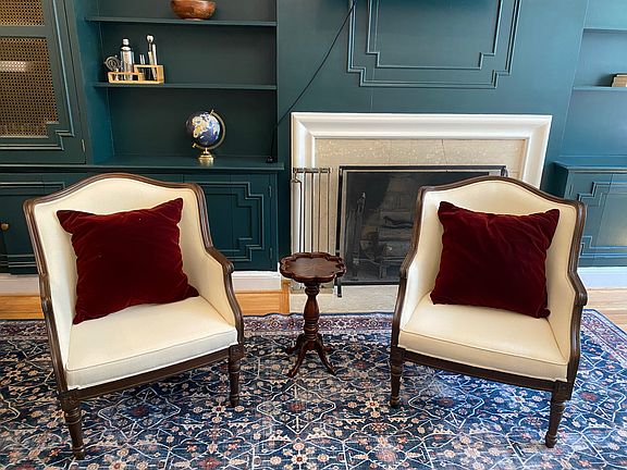 sitting area