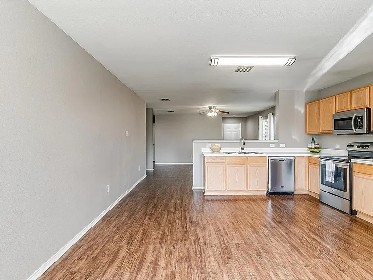 12609 Azure Heights Pl — Photo 32