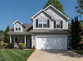1144 Briarwood Dr, Mebane, NC 27302