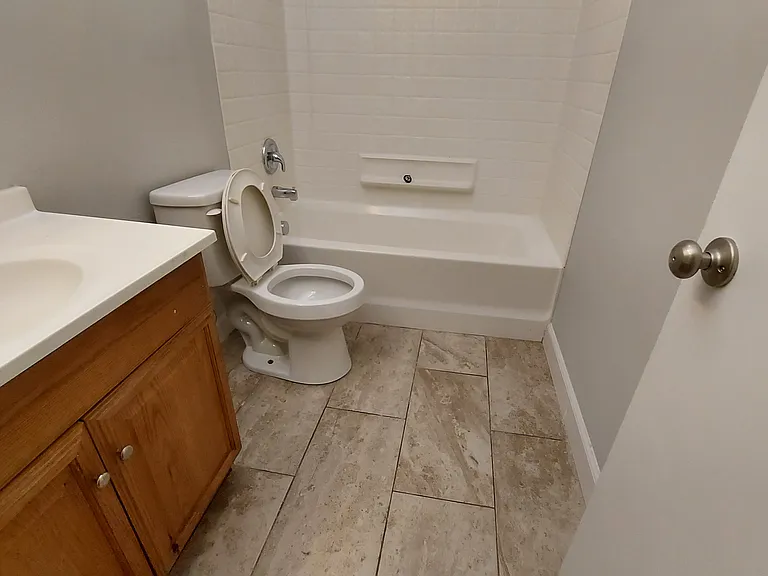 220 E. Lane Ave. — Photo 11