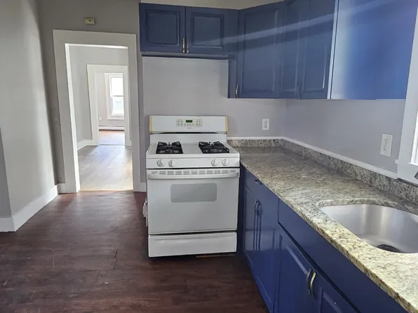 15 Nashua St #U1, Fitchburg, MA 01420