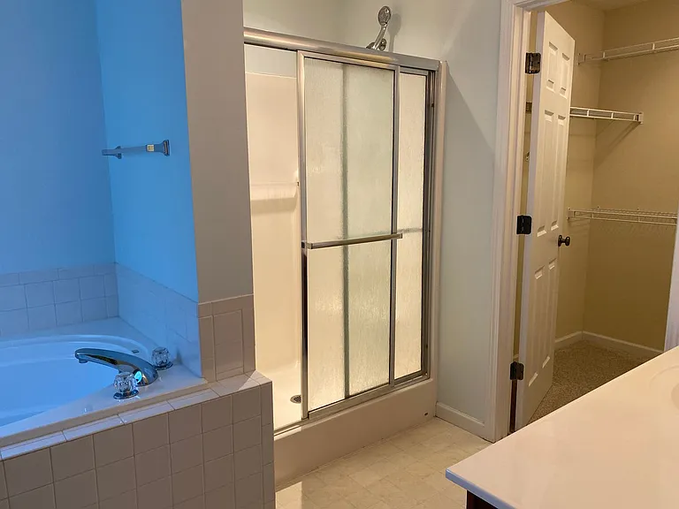 2508 Forest Valley Ln — Photo 15