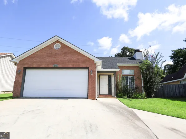 141 Carriage Hill Dr, Warner Robins, GA 31088