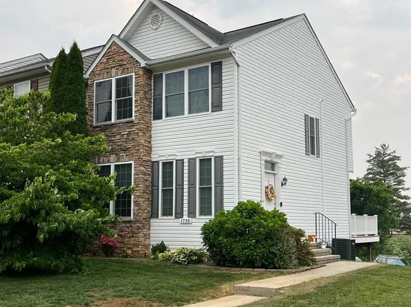 1726 Upper Forde Ln, Hampstead, MD 21074