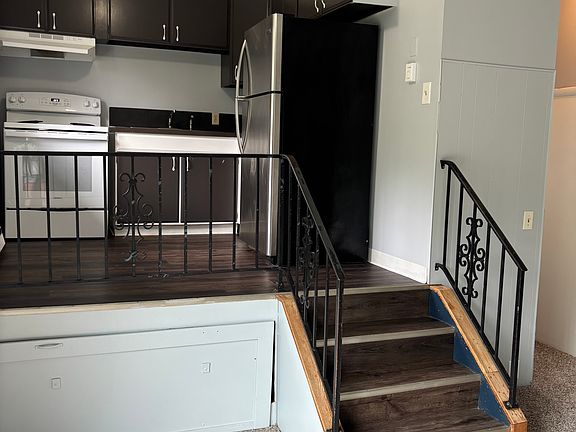 5th image of 500 West St #8