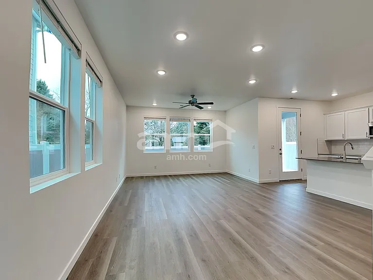 5125 Turnstone St SE — Photo 9