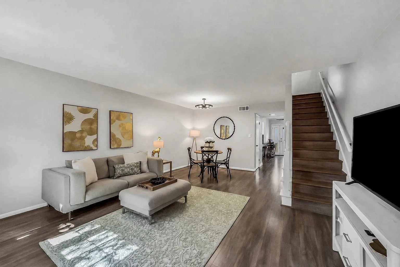 2 bed, 1.5 bath, 1394 sqft, $2,200 — Photo 4