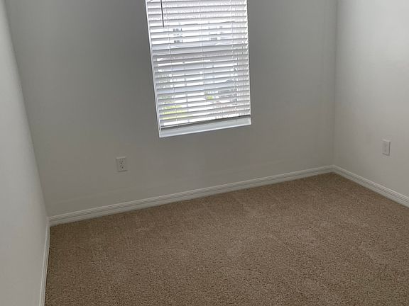 3rd image of 3554 Davenport Creek Ct