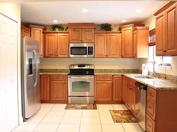 4th image of 289 Millview Ct