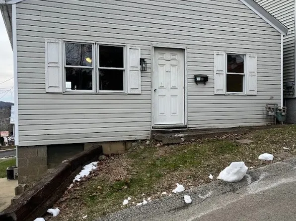 131-140 Bowlby Huffman St, Waynesburg, PA 15370