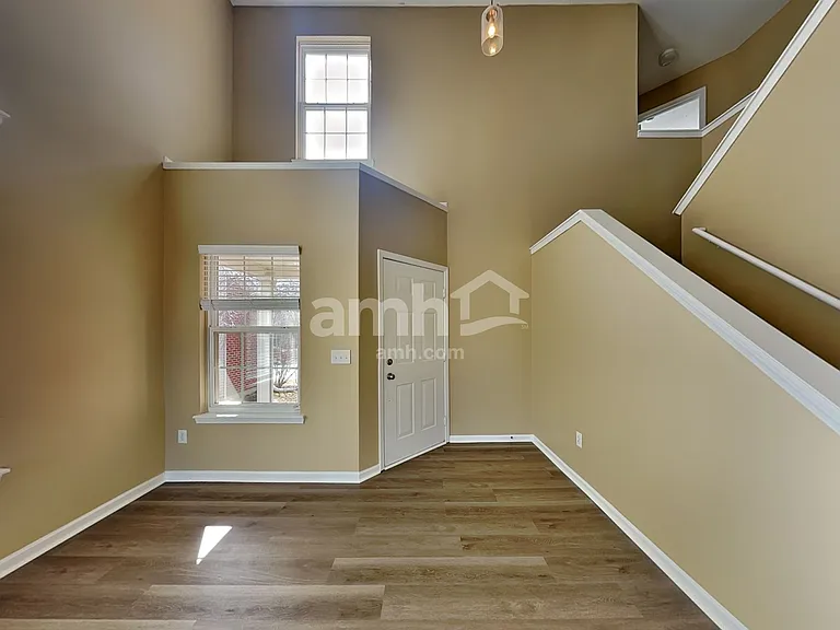 5355 Pelham Way — Photo 8
