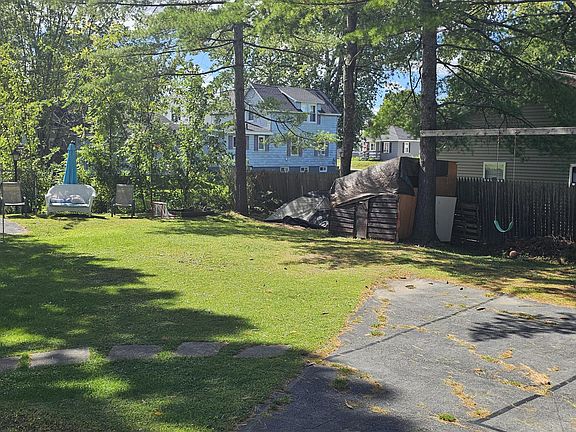3rd image of 1 Fortier Street