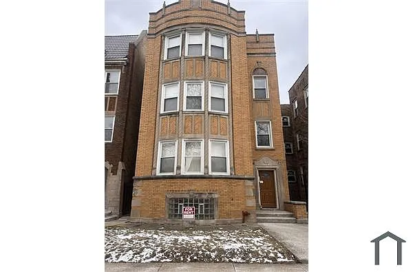 Building Photo - 8235 S Marshfield Ave