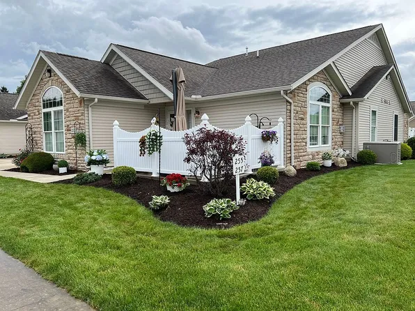 255 Woodbury Cir, Dalton, OH 44618