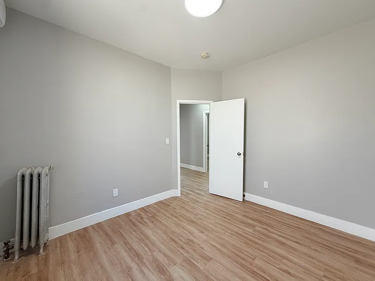 245 McClellan St #3E — Photo 12