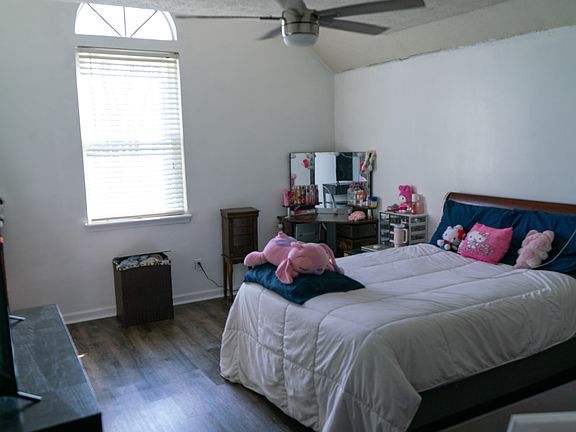 5th image of 5867 Liberty Creek Dr E