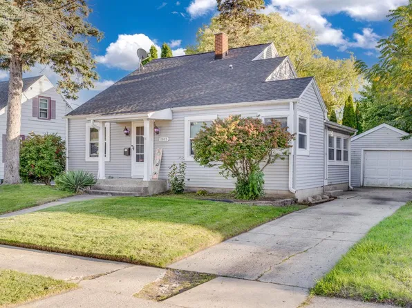 2003 30th STREET, Kenosha, WI 53140