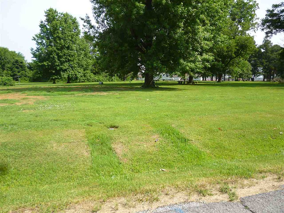2nd image of 6615 Old Hinkleville Rd