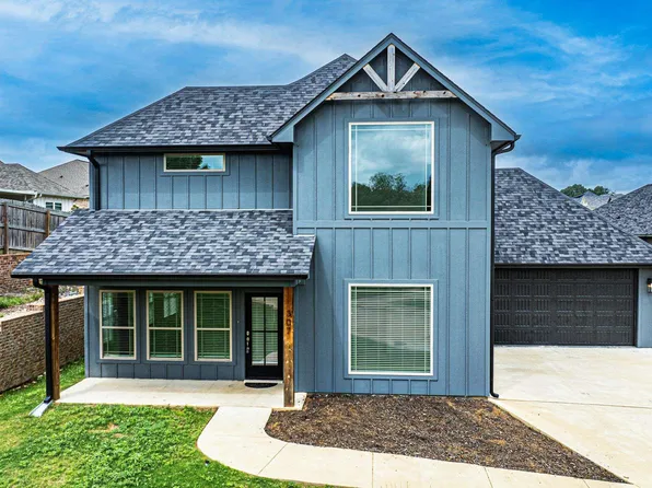 307 Smith Cir, Lindale, TX 75771
