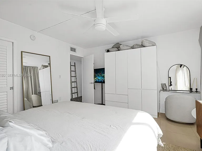 1605 Bay Rd #201 — Photo 19
