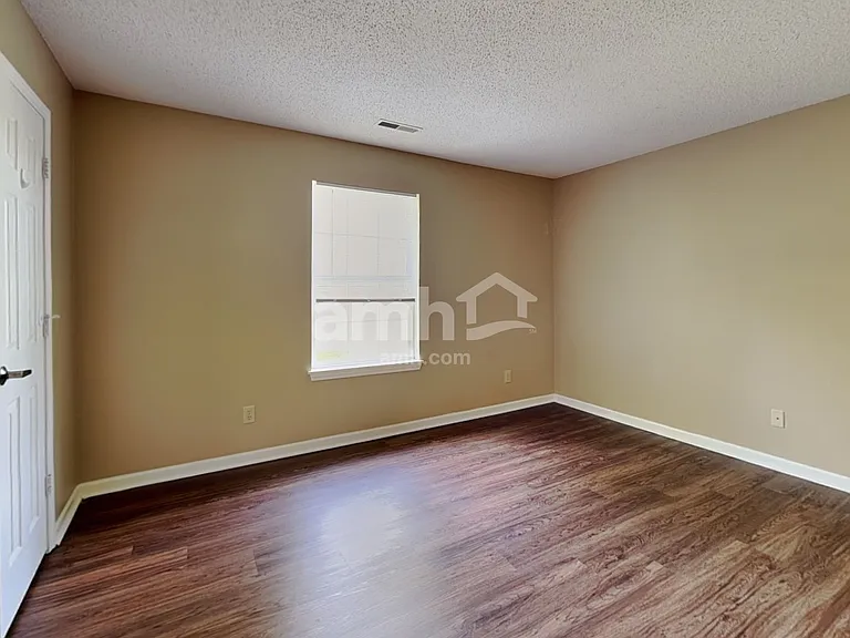 8018 Bitternut Dr — Photo 11