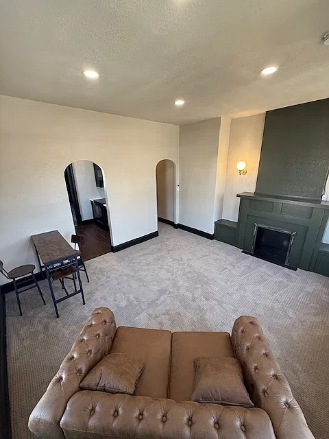1 bed, $1,000 — Photo 4