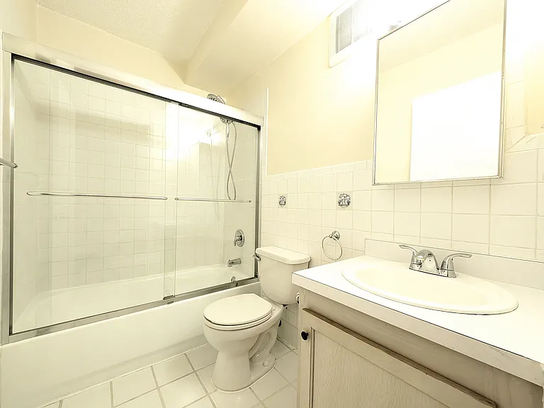 127 Suydam St #1 — Photo 9