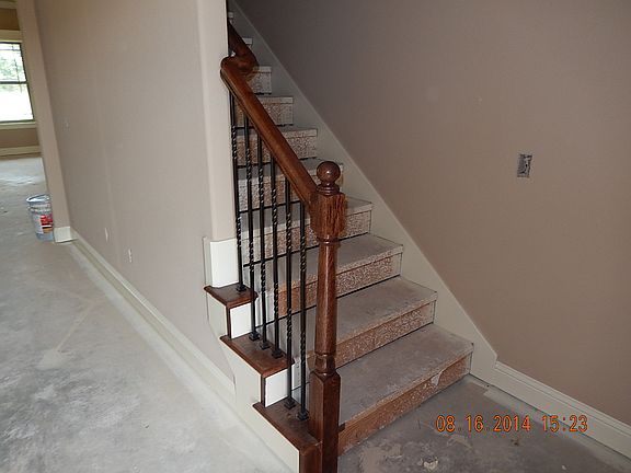 3rd image of 4002 SW Deerfield Blvd