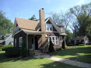 970 Lawrence Ave, Elgin, IL 60123