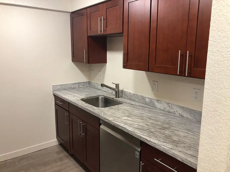 8732 Phinney Ave N #B1 — Photo 20