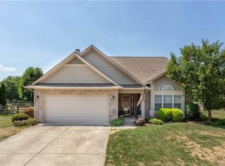 10740 Thistle Rdg, Fishers, IN 46038