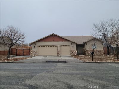 281 Pine Ln, Big Bear City, CA, 92314