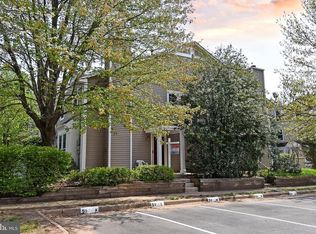5963 Havener House Way, Centreville, VA 20120