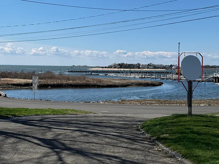 84 Waterside Ln #3 — Photo 37