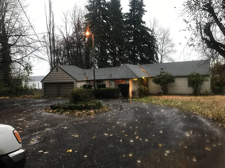 17237 SE Evergreen Hwy — Photo 8