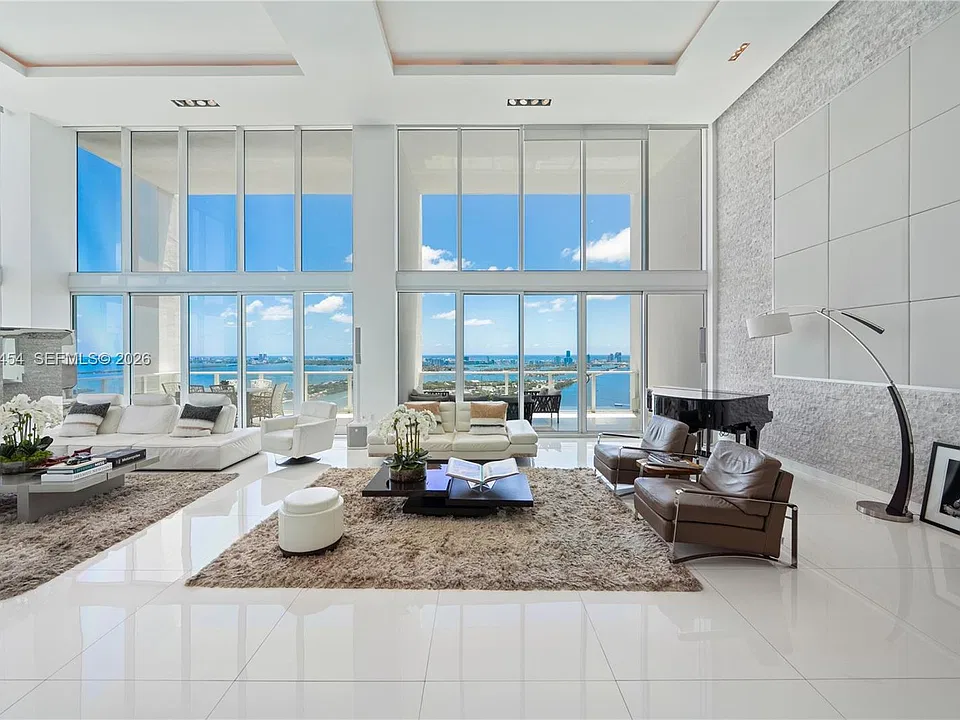1040 Biscayne Blvd #4403