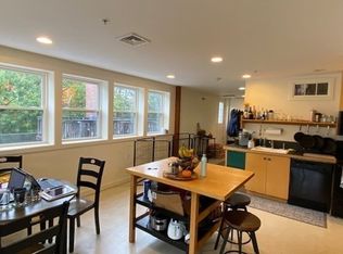 93 Harvey St UNIT 8, Cambridge, MA 02140