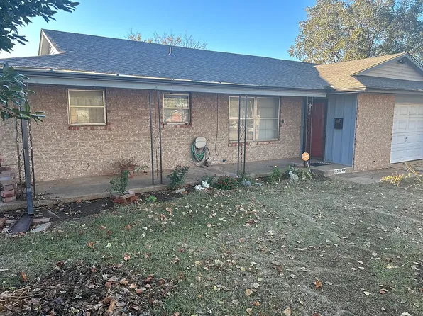 3534 McClaflin Dr, Enid, OK 73701