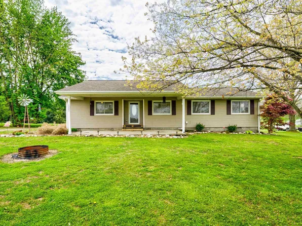 10882 S 200 W, Huntingburg, IN 47542