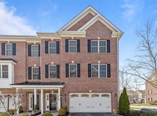 115 Chapel Harbor Dr, Pittsburgh, PA