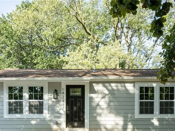 1424 S Liberty St, Independence, MO 64055