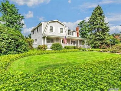 83 Cleremont Ave, Saint James, NY, 11780