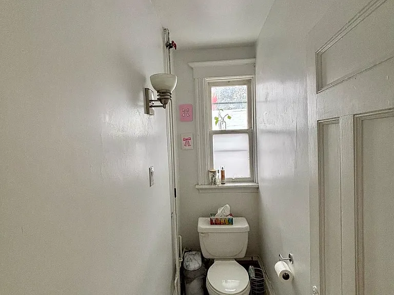 421 Lisgar St #3 — Photo 9