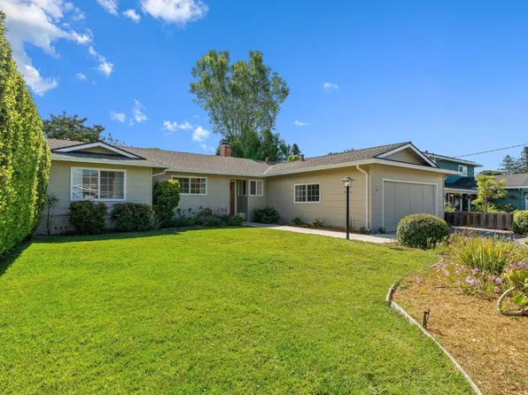 391 Danube Dr, Aptos, CA 95003