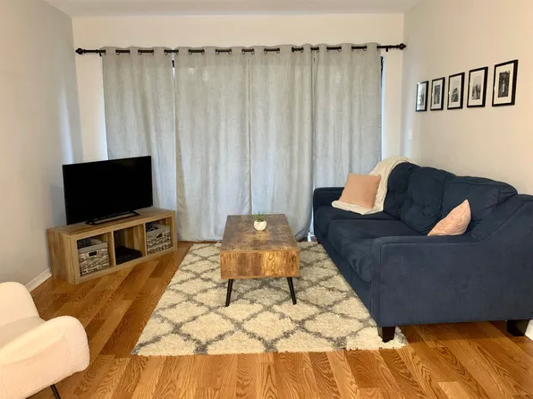 1855 Poplar Woods Cir W APT 304, Memphis, TN 38138