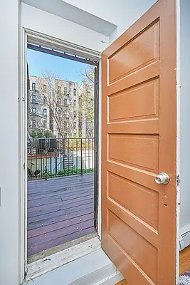 Rented by Compass | media 6