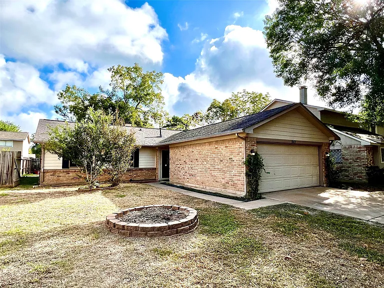 947 Grand Junction Dr — Photo 3
